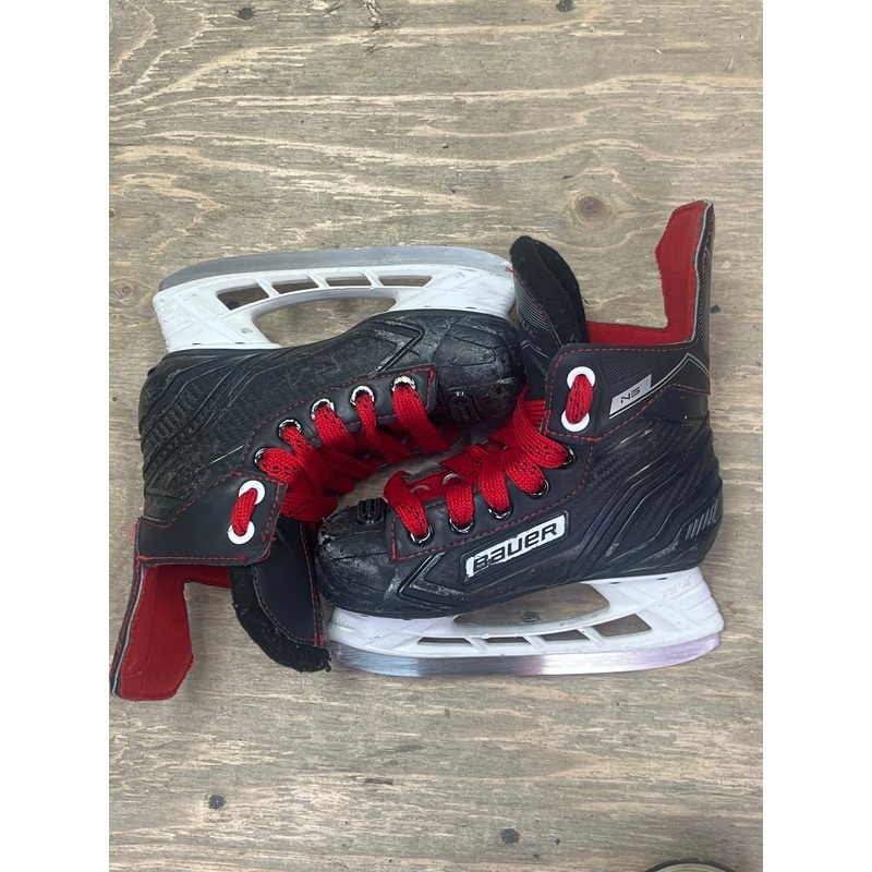 Used Bauer NS Size 10 Youth Skates