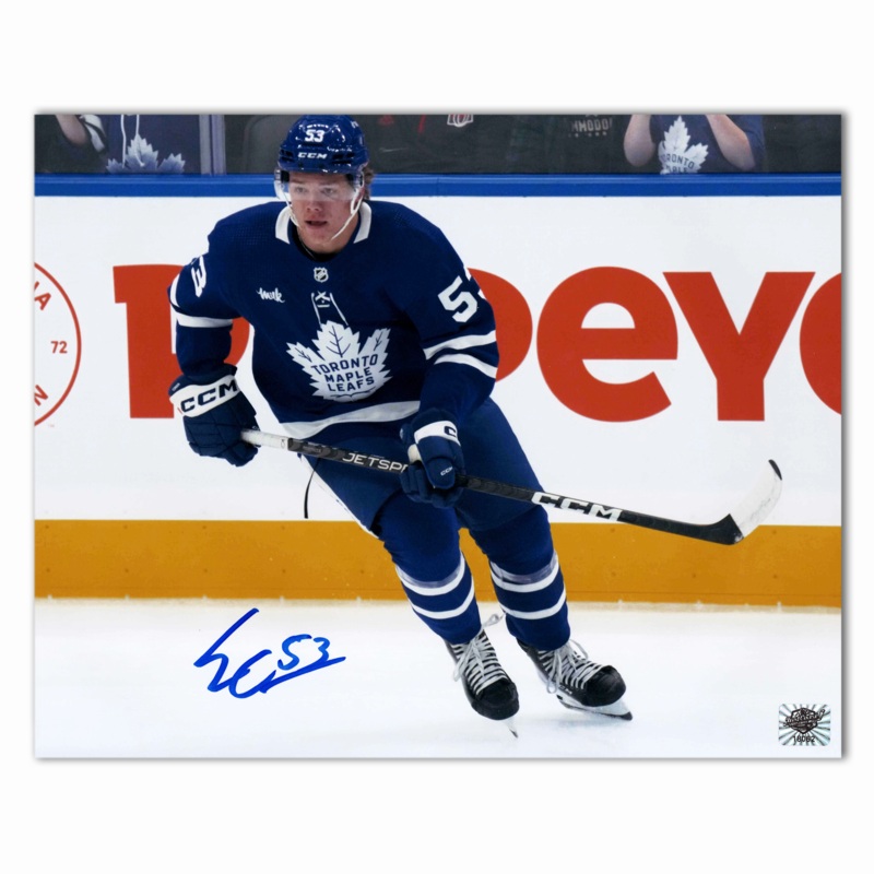Easton Cowan Autographed Toronto Maple Leafs 8×10 Photo