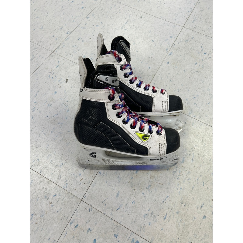Used Graf Supra 370 Youth Player Skates