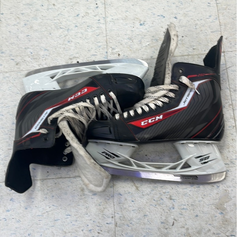 Used CCM JetSpeed 250 Size 12 Player Skates
