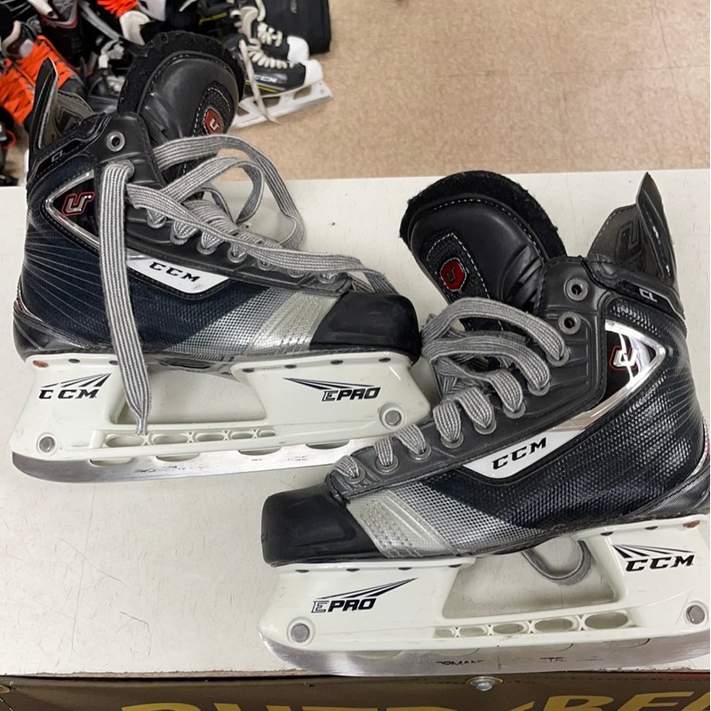 Used CCM U Plus 4D Player Skates