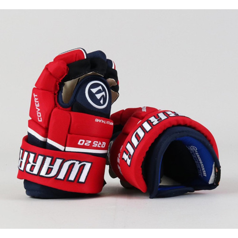 10 Warrior QR5 20 Junior Red/Navy Gloves