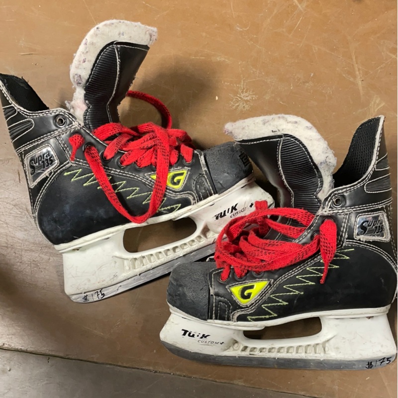Used Graf Supra 735 3.5D Skates