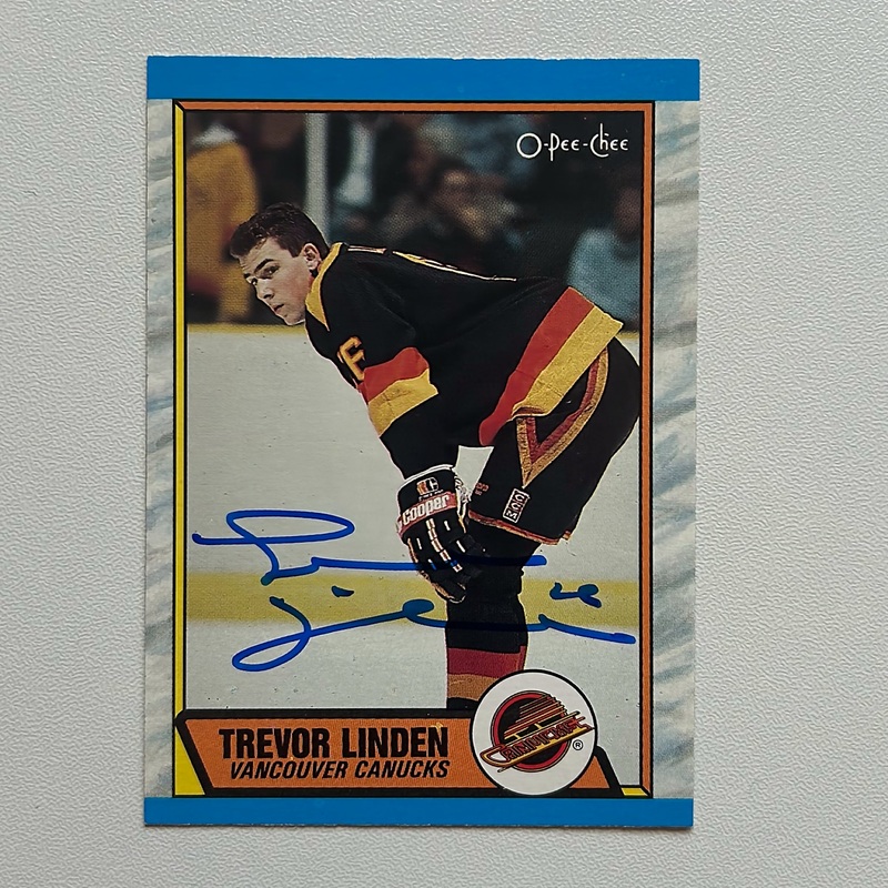 1989-90 OPC #89 TREVOR LINDEN Autographed Rookie Card