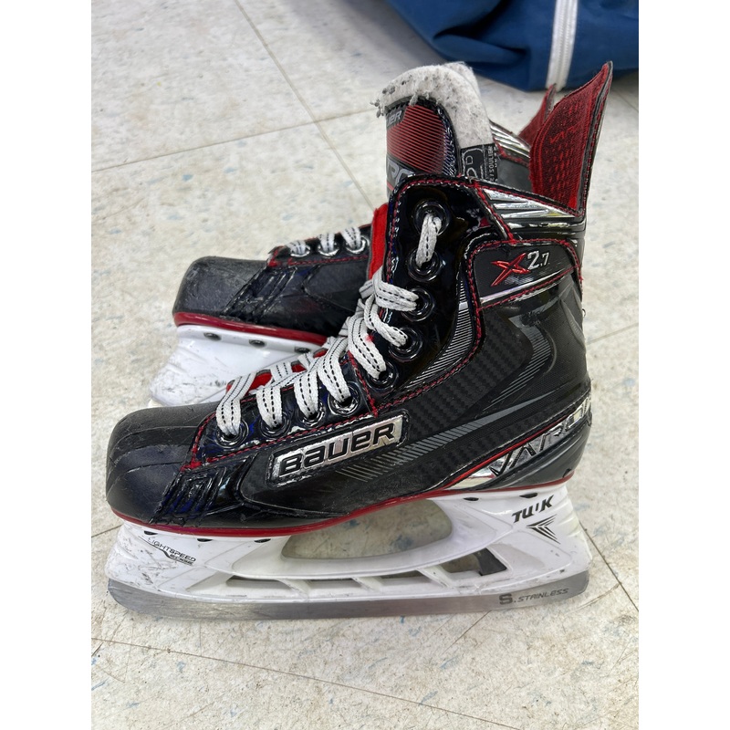 Used Bauer Vapor X2.7 Junior Player Skates 2D