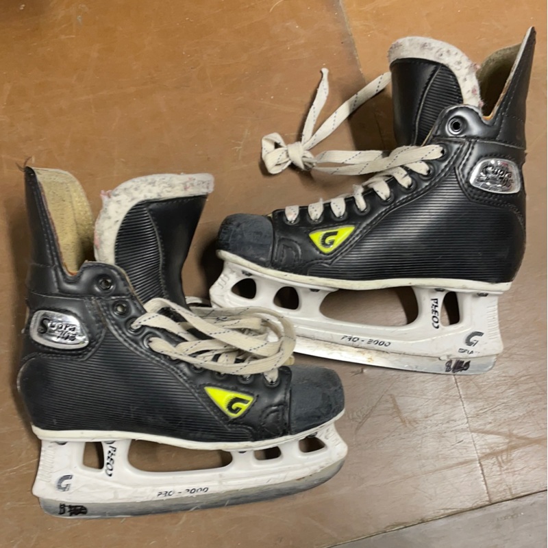 Used Graf Supra 705 4D Player Skates