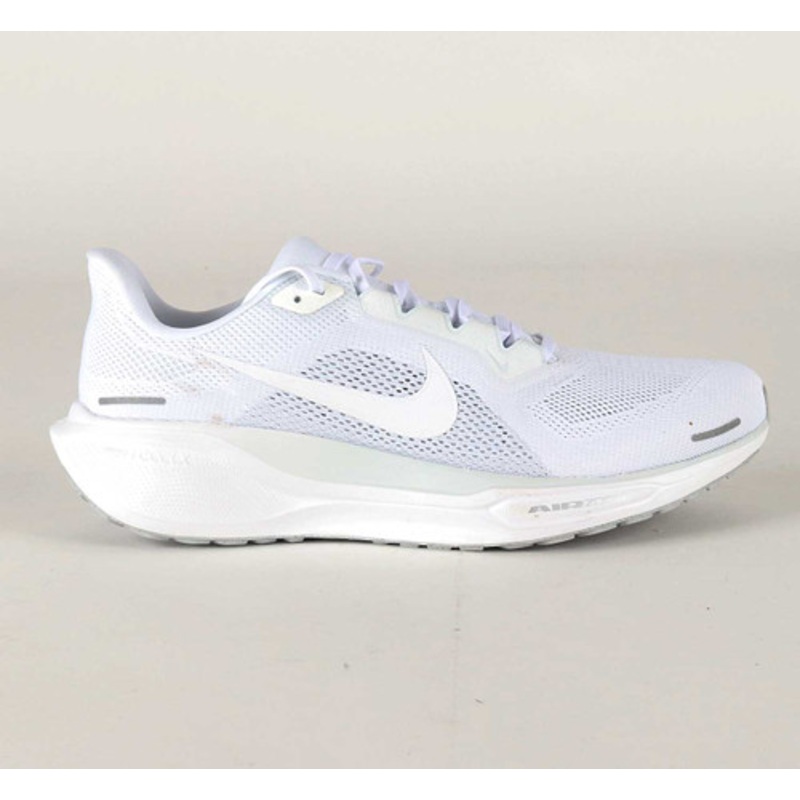 Size 11.5 Air Zoom Pegasus 40 Wide Shoes