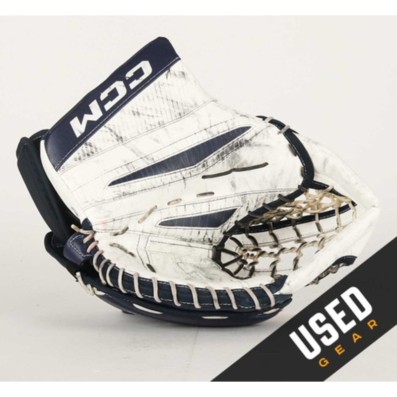 Regular – CCM Eflex 7 Pro White Glove – Magnus Chrona Nashville Predators