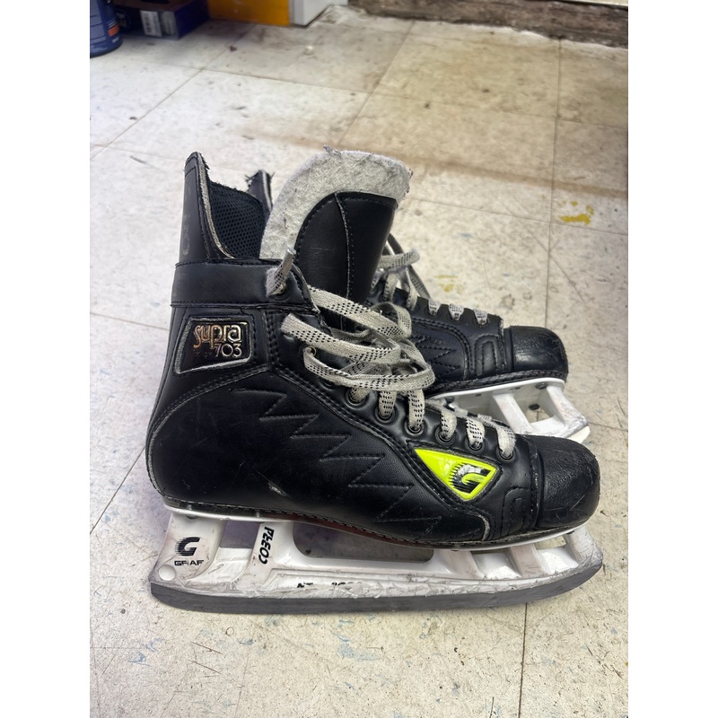 Used Graf Supra 703 Size 7.5 Skates