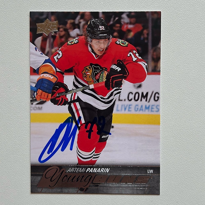 2015-16 UD Young Guns #221 ARTEMI PANARIN Autographed Rookie Card