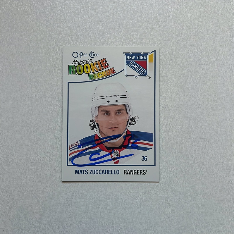 2010-11 OPC Marquee #611 MATS ZUCCARELLO Autographed Rookie Card