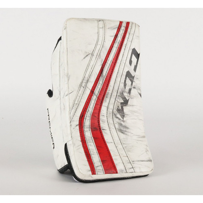 Regular – CCM Premier White Blocker – Jake Hildebrand Chicago Blackhawks