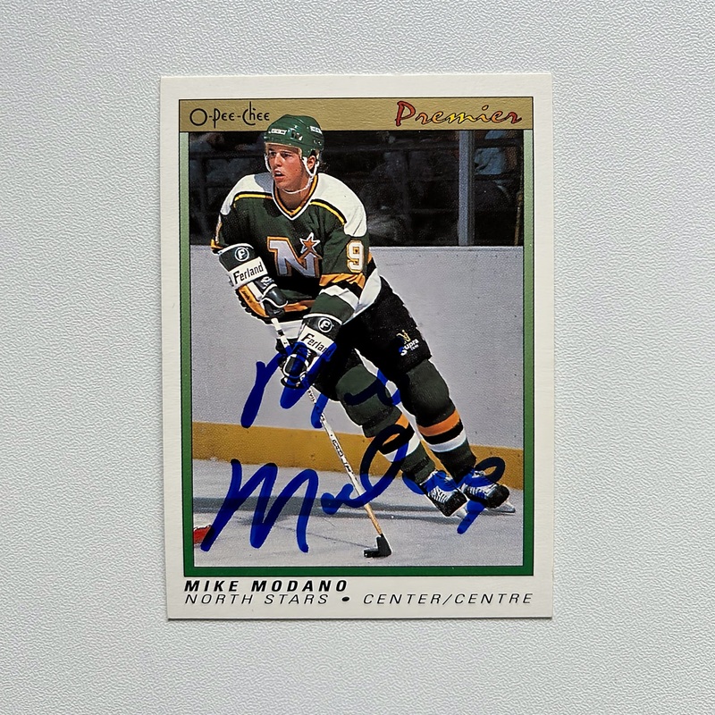 1990-91 UD Premier #74 MIKE MODANO Autographed Rookie Card