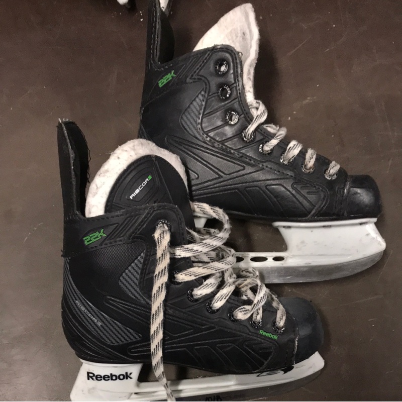 Used Reebok 22k 1D Skates|1.0|Junior