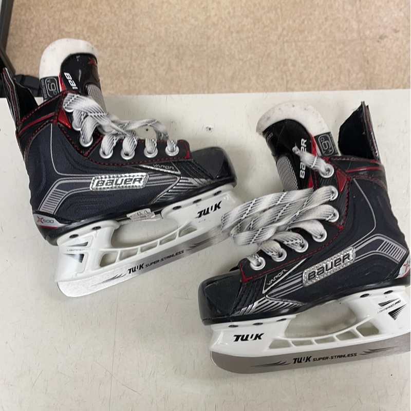 Used Bauer Vapor 9D Youth Skates
