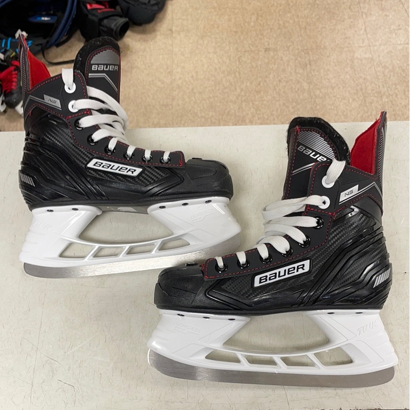 Used Bauer NS 2D Player Skates