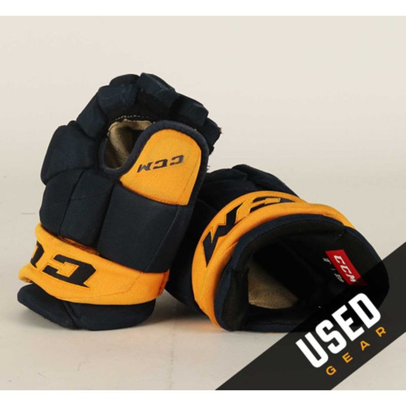 13 CCM HGJSPP Gloves – Philip Tomasino Nashville Predators