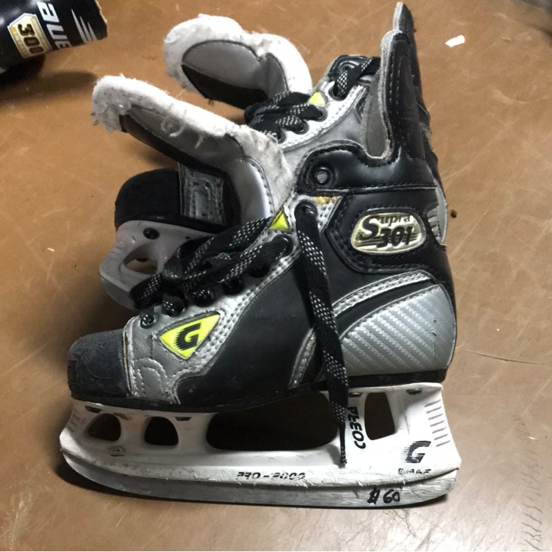 Used Graf Supra 301 1D Skates|1.0|Junior