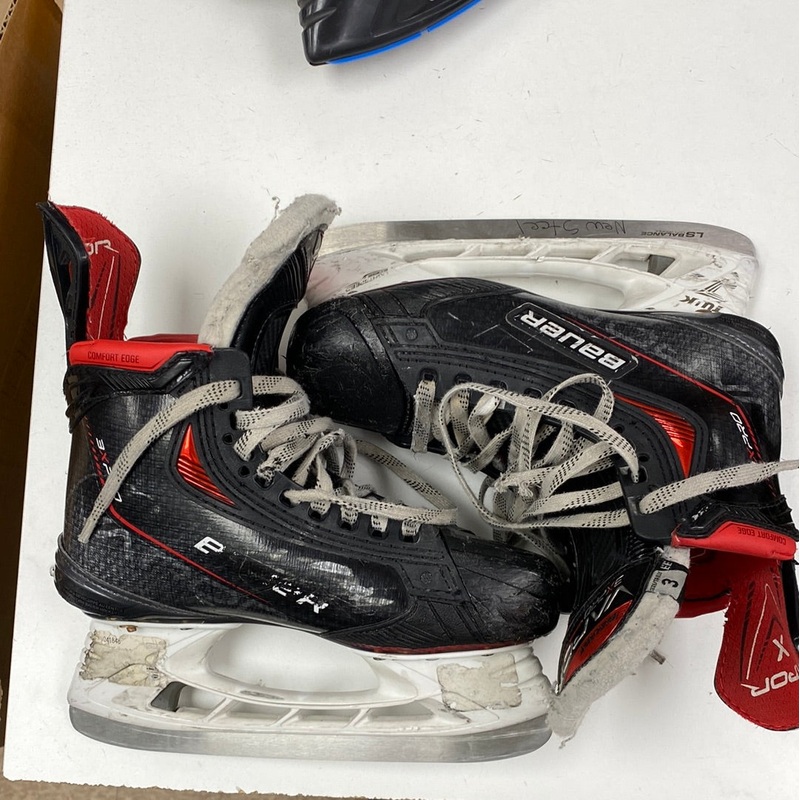 Used Bauer 3x Pro 3 EE Skates|3 EE