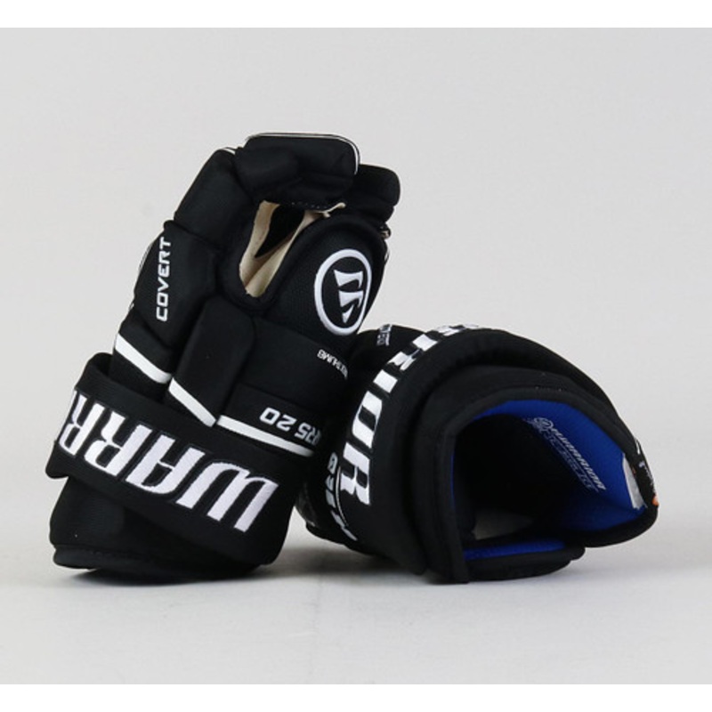 10 Warrior QR5 20 Junior Black Gloves