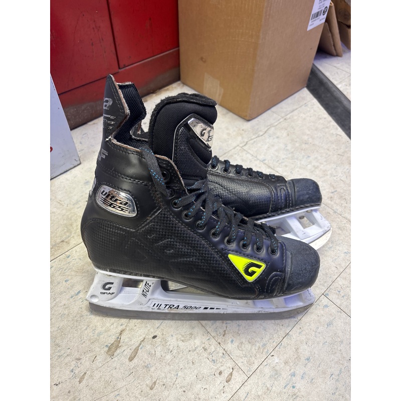 Used Graf Ultra G5 Size 9.0 Skates