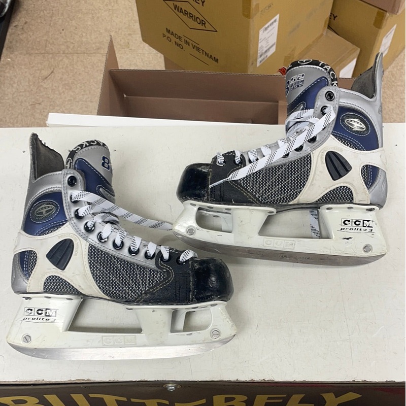 Used CCM Tacks 852 4D Player Skates
