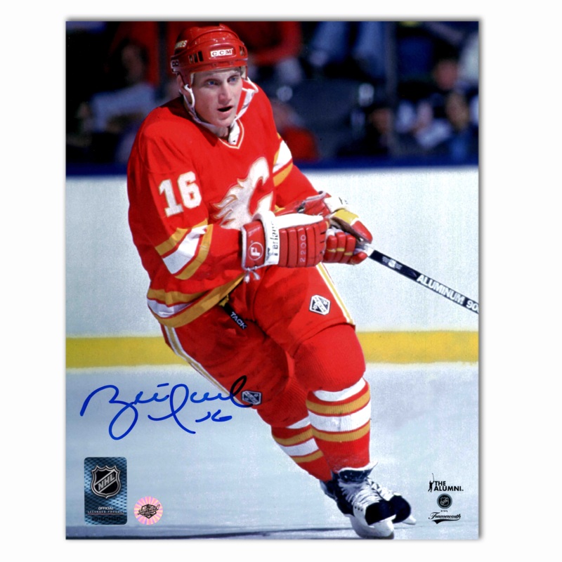 Brett Hull Autographed Calgary Flames Home 8×10 Photo