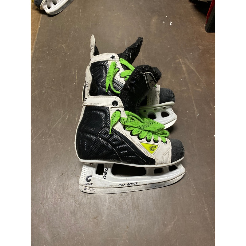 Used Graf Supra 370 3.5D Player Skates