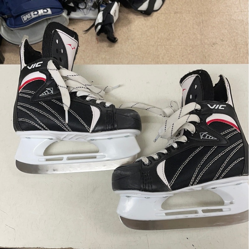 Used Vic 1D Player Skates|1.0