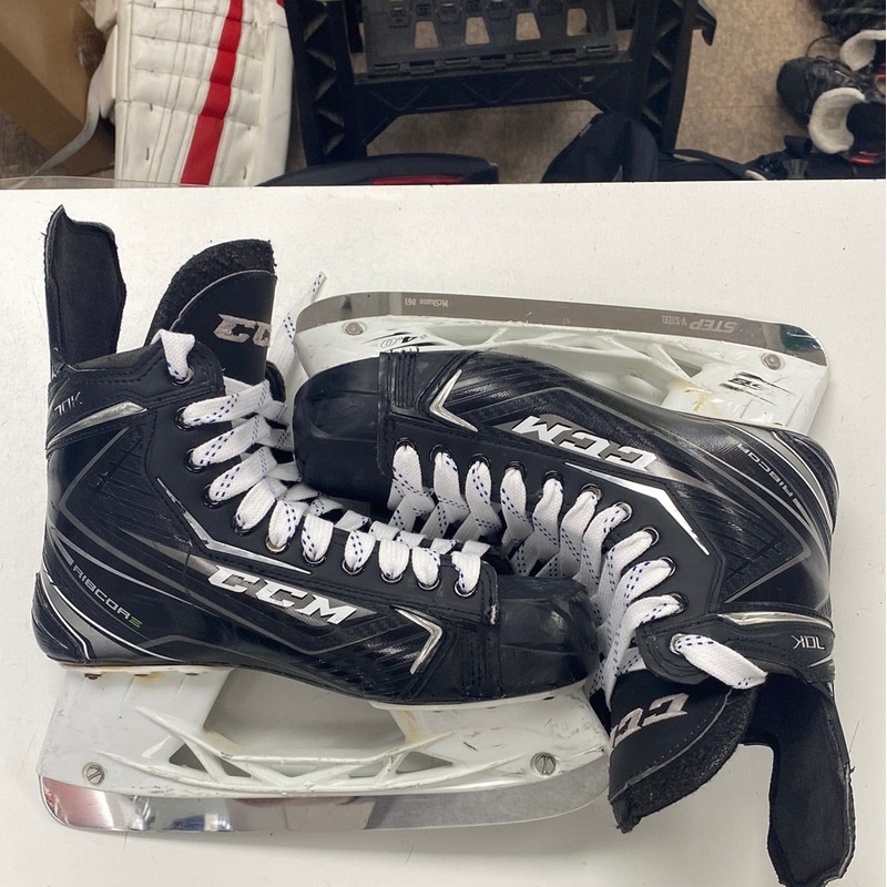 Used CCM Ribcor 70k Size 8.5 Skates