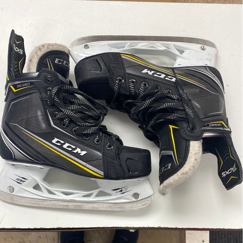 Used CCM Tacks 9080 5D Skates|5.0
