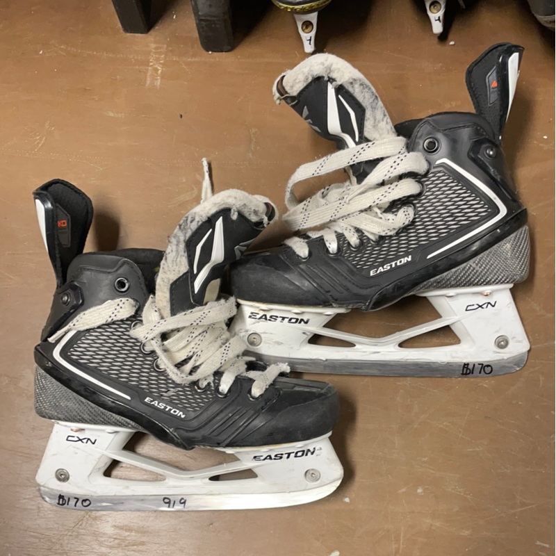Used Easton Mako M7 4.5D Player Skates