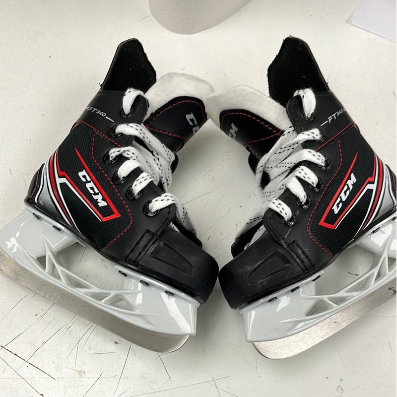 Used CCM Jetspeed FT340 8Y Youth Skate