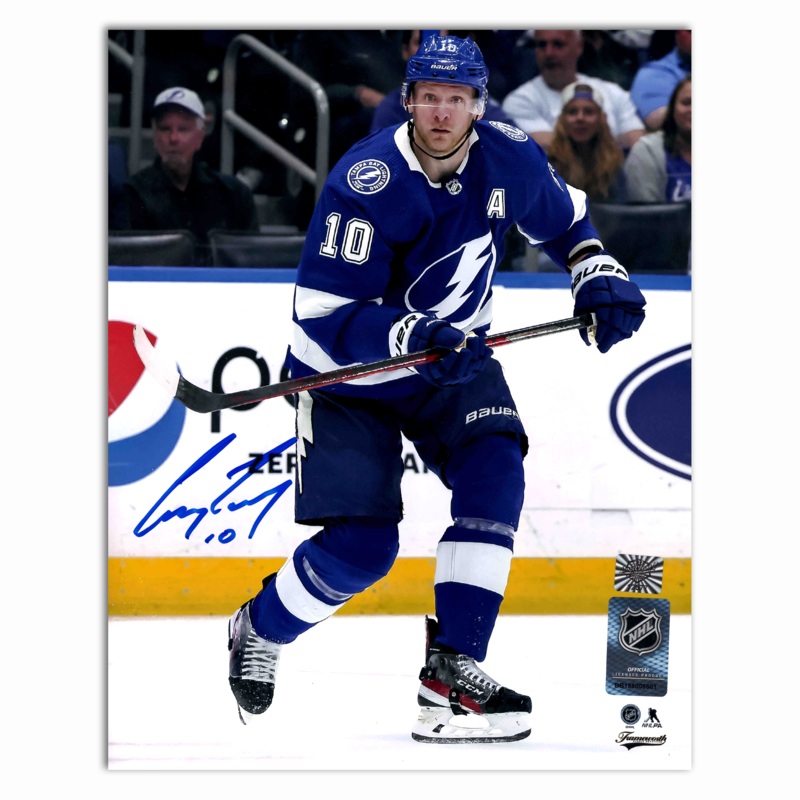 Corey Perry Autographed Tampa Bay Lightning Home 8×10 Photo