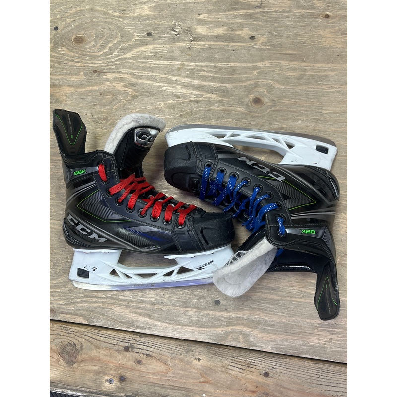 Used CCM RibCore 88K Size 4 Skates