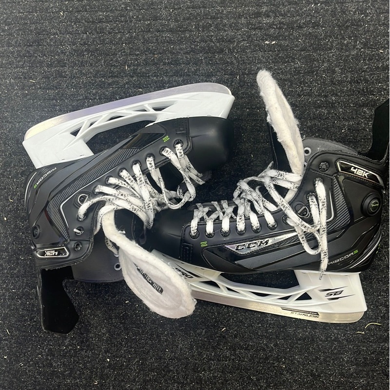 Used CCM RibCore 42K Size 10EE Player Skates