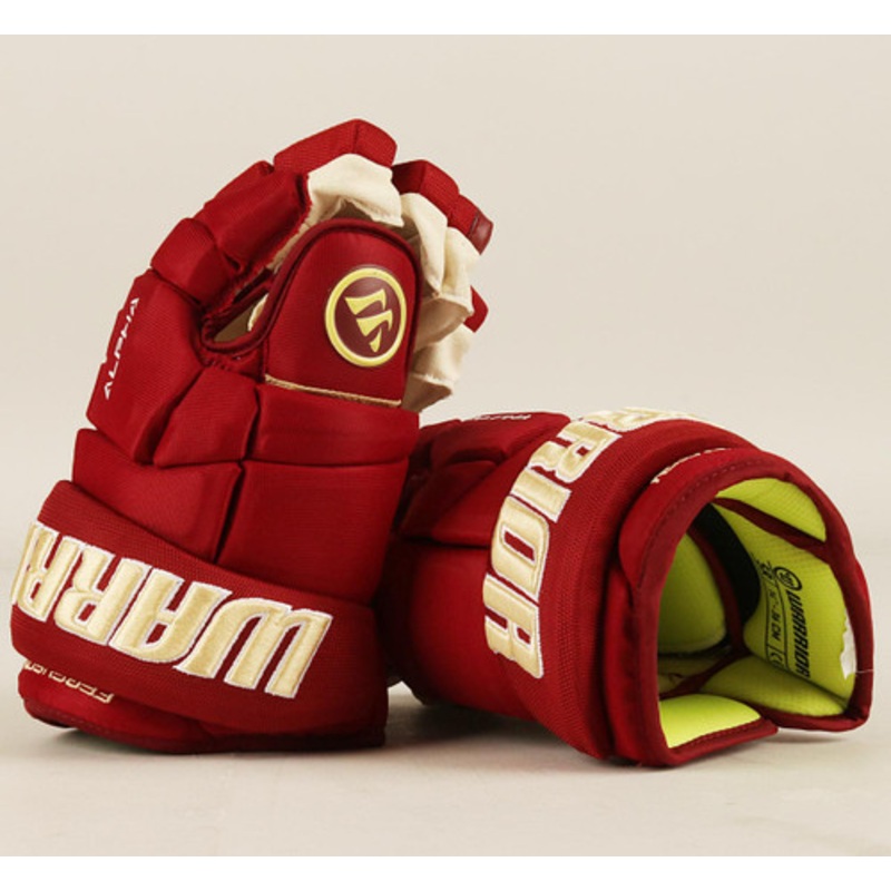 14 Warrior Alpha DX Pro Gloves – Dallas Ferguson University of Denver