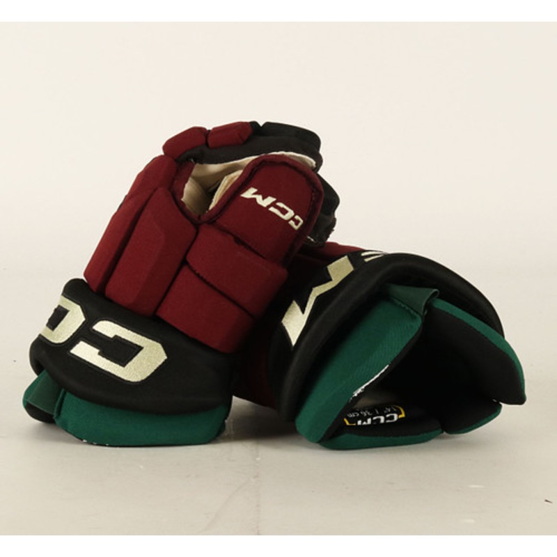 14 CCM HGTKSP Gloves – Nick Schmaltz Arizona Coyotes