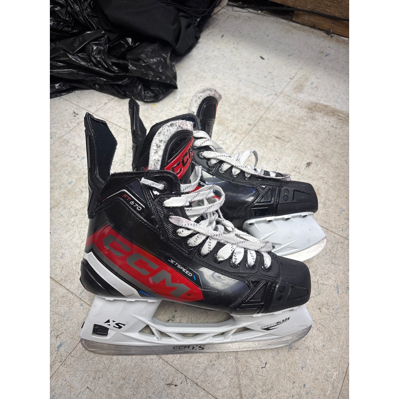 Used CCM JetSpeed FT670 Size 7.0 Skates