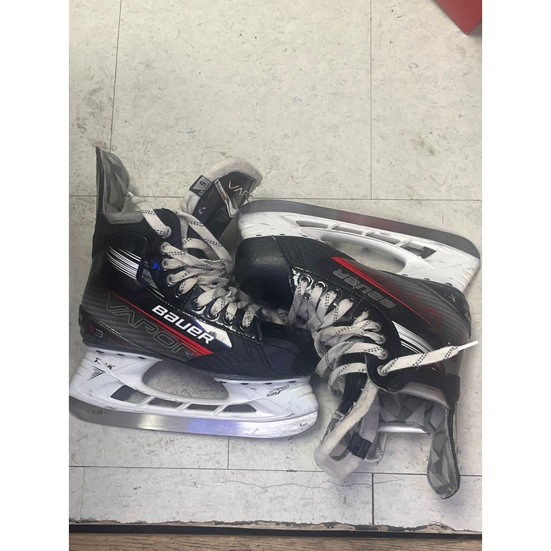 Used Bauer Vapor X3 Size 5EE Skates