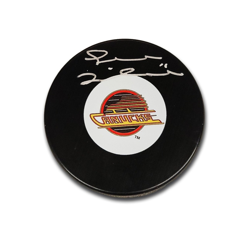 Trevor Linden Vancouver Canucks Flying Skate Autographed Hockey Puck