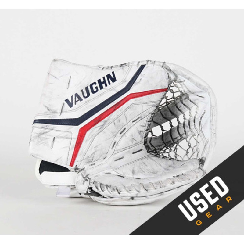 Regular – Vaughn Velocity V10 White Glove – Daniil Tarasov Columbus Blue Jackets #11