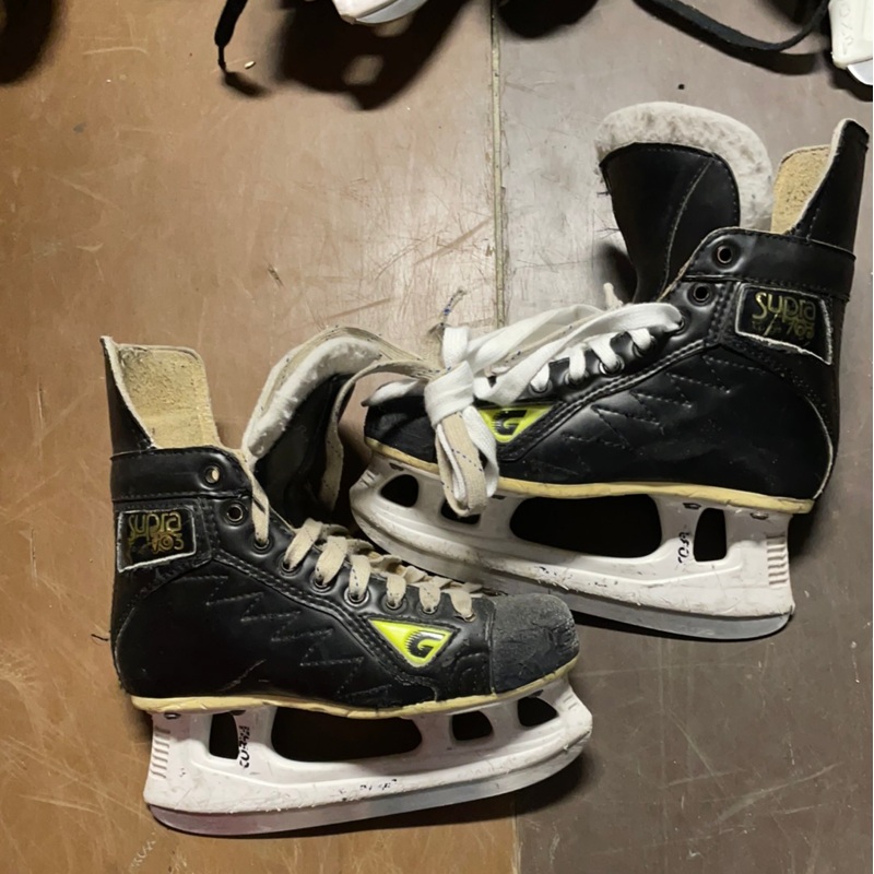 Used Graf Supra 703 2D Skates|2.0|Junior