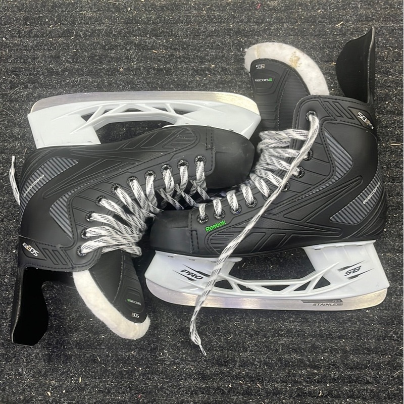 Used Reebok RibCore SC87 Size 6 Player Skates