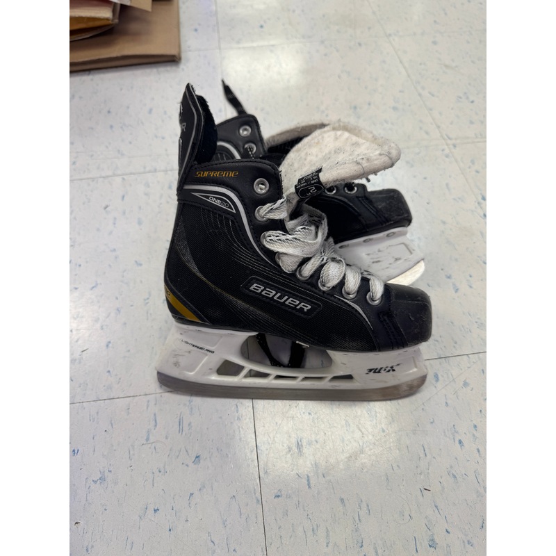 Used Bauer ONE20 Skates 2.0|2.0|Junior