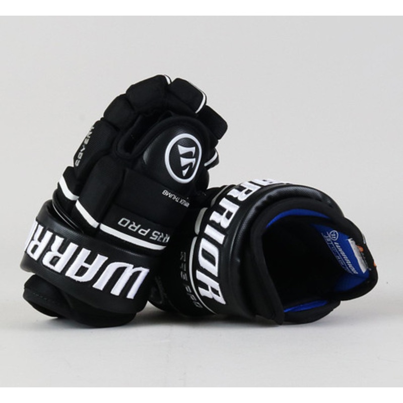 11 Warrior QR5 Pro Junior Black Gloves