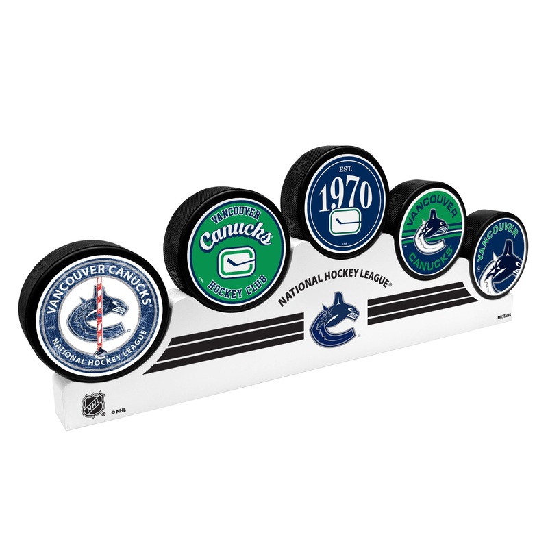Vancouver Canucks – 5 Puck Podium Set