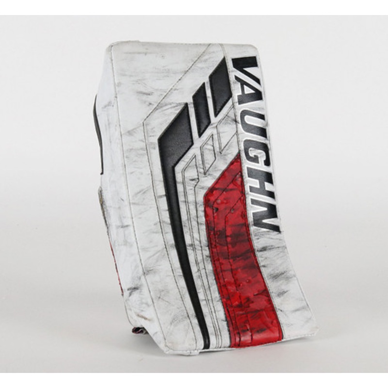 Regular – Vaughn V5 7000 White Blocker – Alex Stalock Chicago Blackhawks