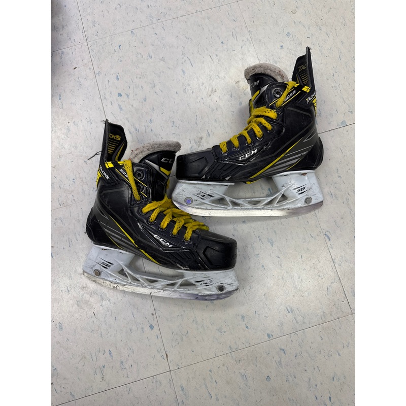 Used CCM Tacks 5092 3D Player Skates