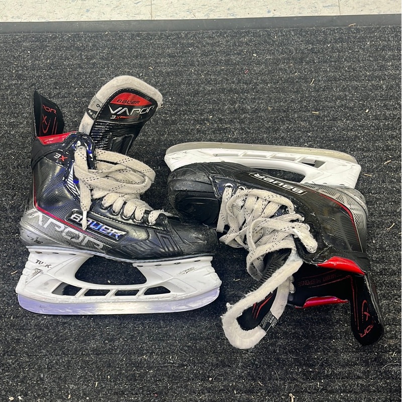 Used Bauer Vapor 3X Size 6 Player Skates